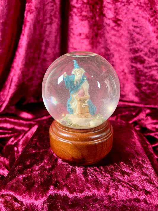 Vintage Home Decor - Glitter Snow Globe - Righteous Wizard - Merri Roderick / Enesco - 1990