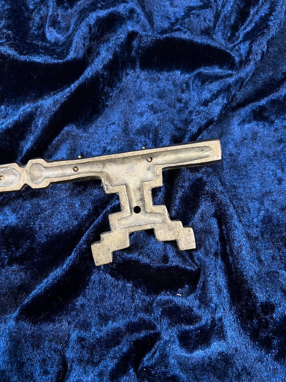 Vintage Brass Key Holder - Oversized Skeleton Key Five Hook Wall Rack