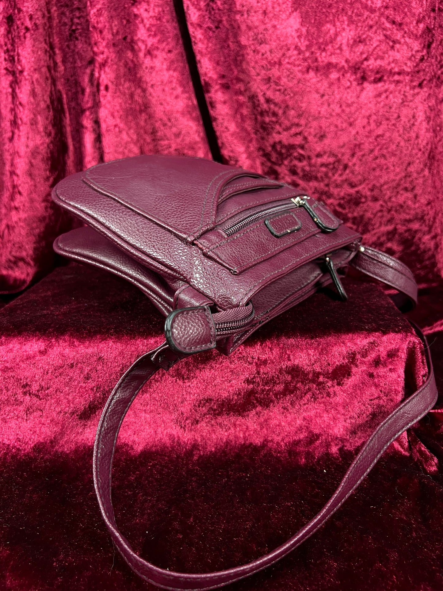 Vintage Faux Leather Crossbody Bag - Burgundy Pebbled Utility Purse - Rosetti