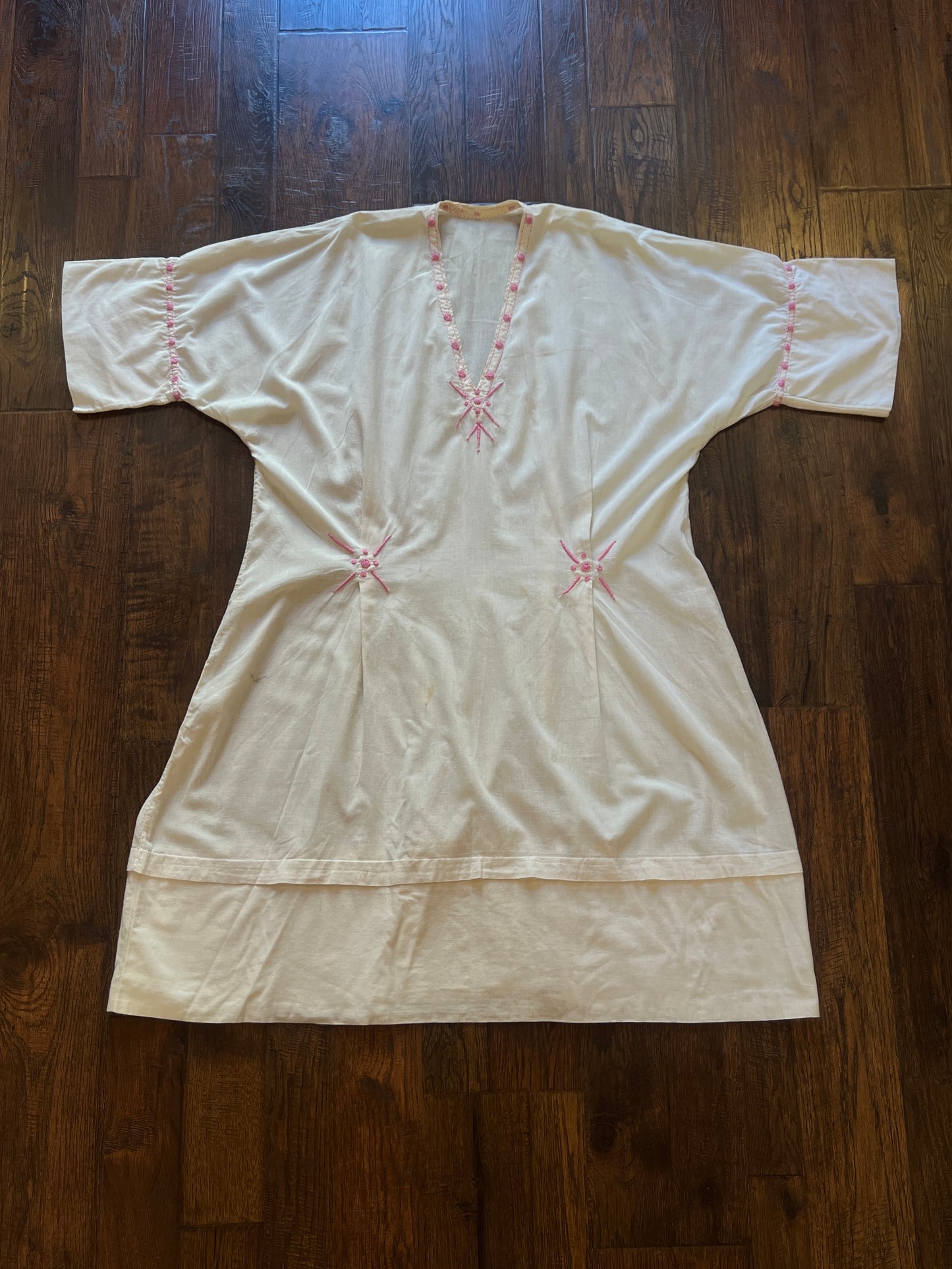 Vintage Handmade Cotton Linen Caftan - Pink Embroidered Boho Tunic Dress - Medium