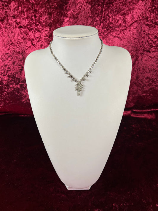 Vintage Jewelry - Collar / Choker Necklace - Silver Tone Metal - Ornate Drop Pendant - Clear Rhinestones - 16.5”