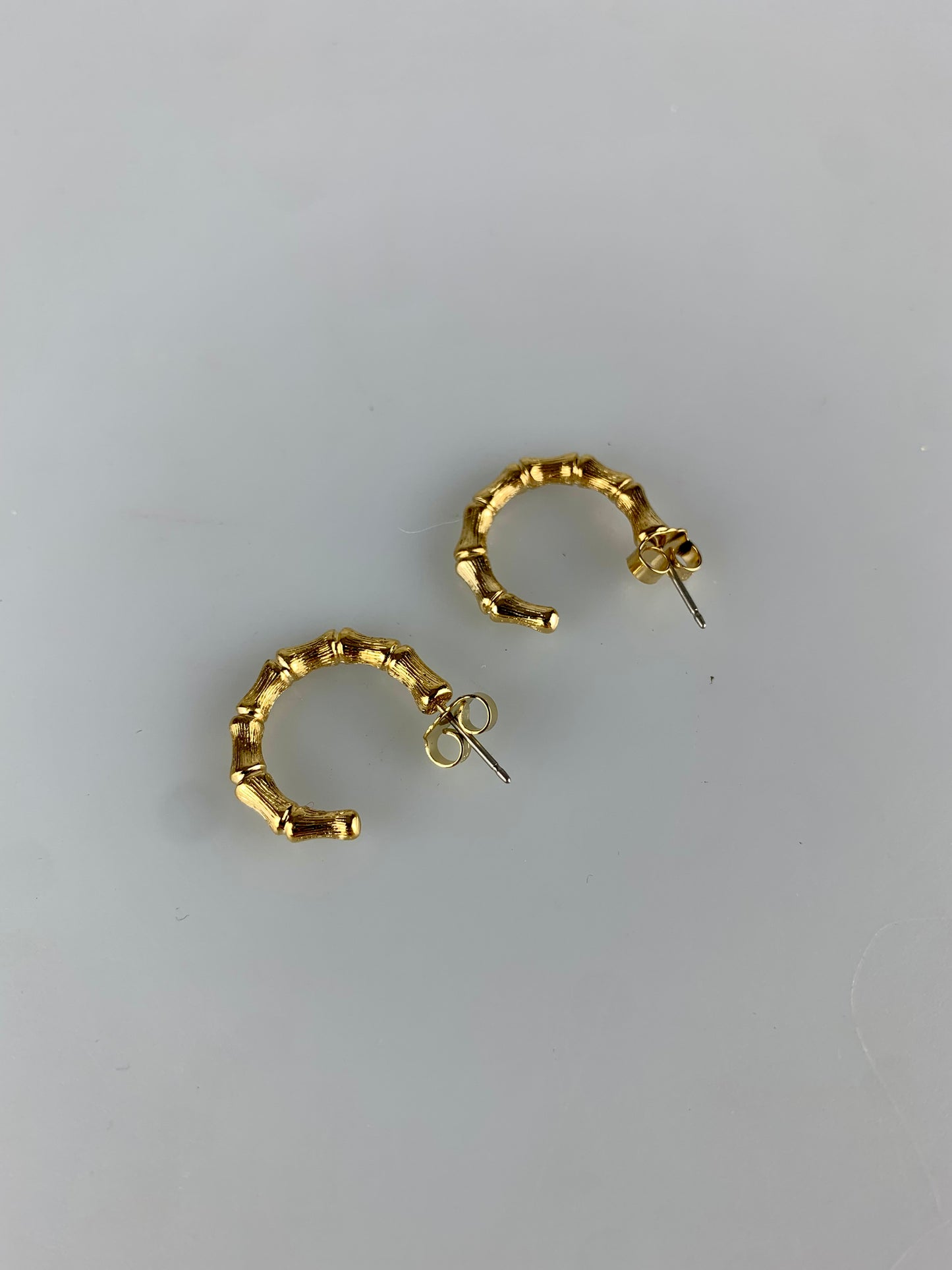 Vintage Avon Gold Tone Bamboo C Hoop Earrings