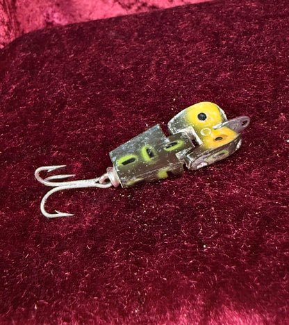Vintage Wood Fishing Lure – Heddon Tiny Stingaree Frog Pattern