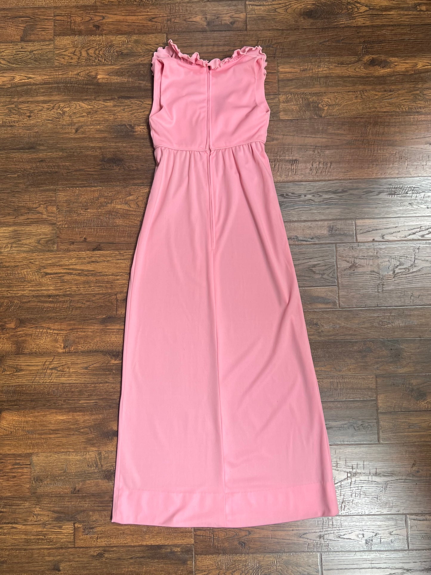Vintage Clothing - Long V-Neck Empire Waist Dress - Ruffled Collar - Candy Pink - Editions - Small