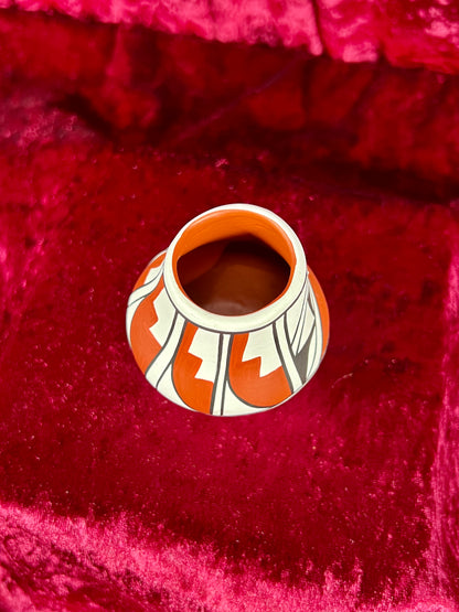 Vintage Pottery - Miniature Terracotta Vase - Painted - Signed Navajo