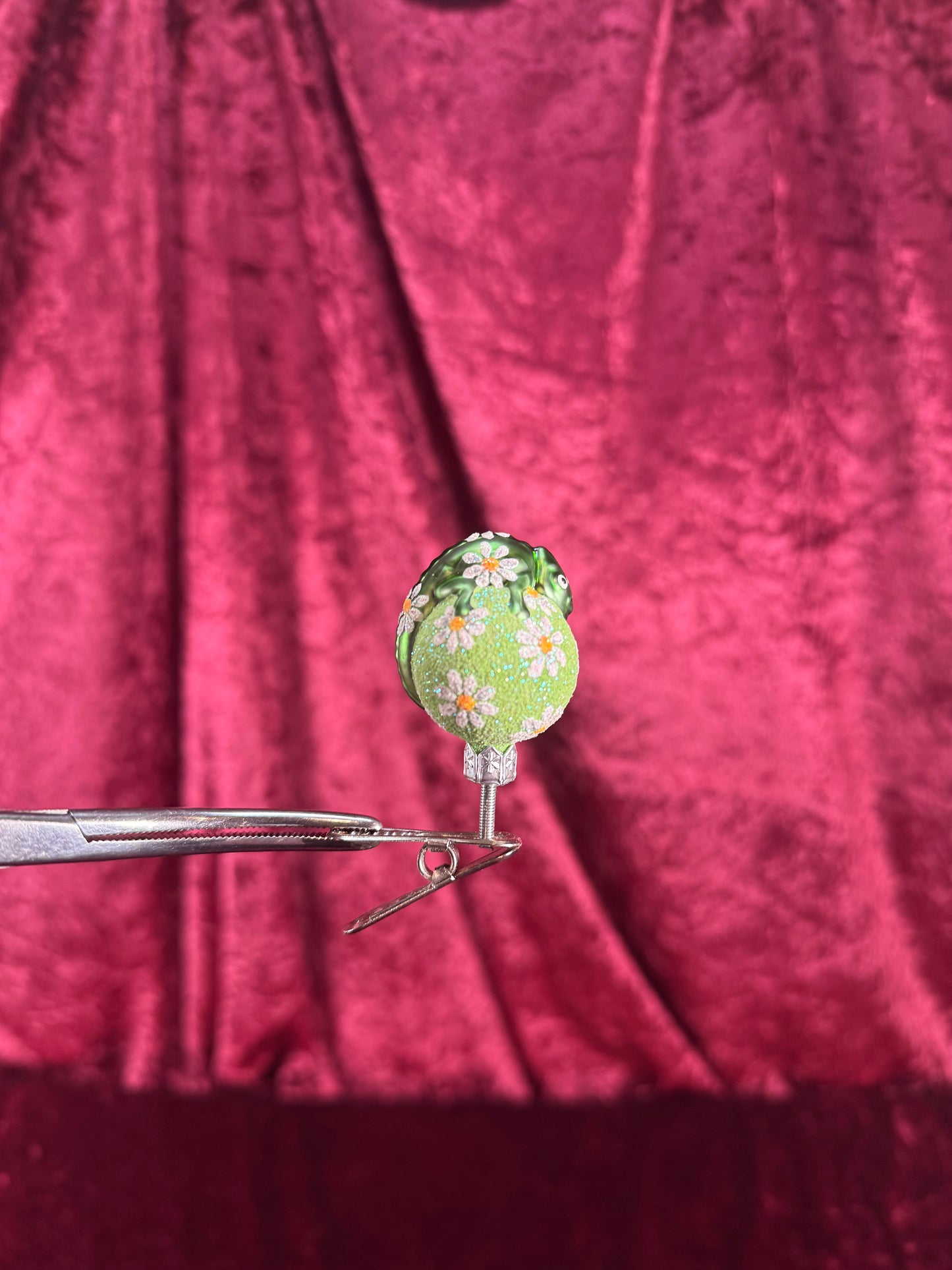 Vintage Christmas - Handblown Glass Clip On Ornament - Green Chameleon and Daisies - Patricia Breen - Poland