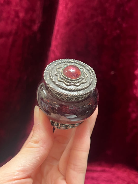 Vintage Trinket Box - Pill / Snuff Jar - Amethyst Purple Glass - Ornate Silver Tone Design