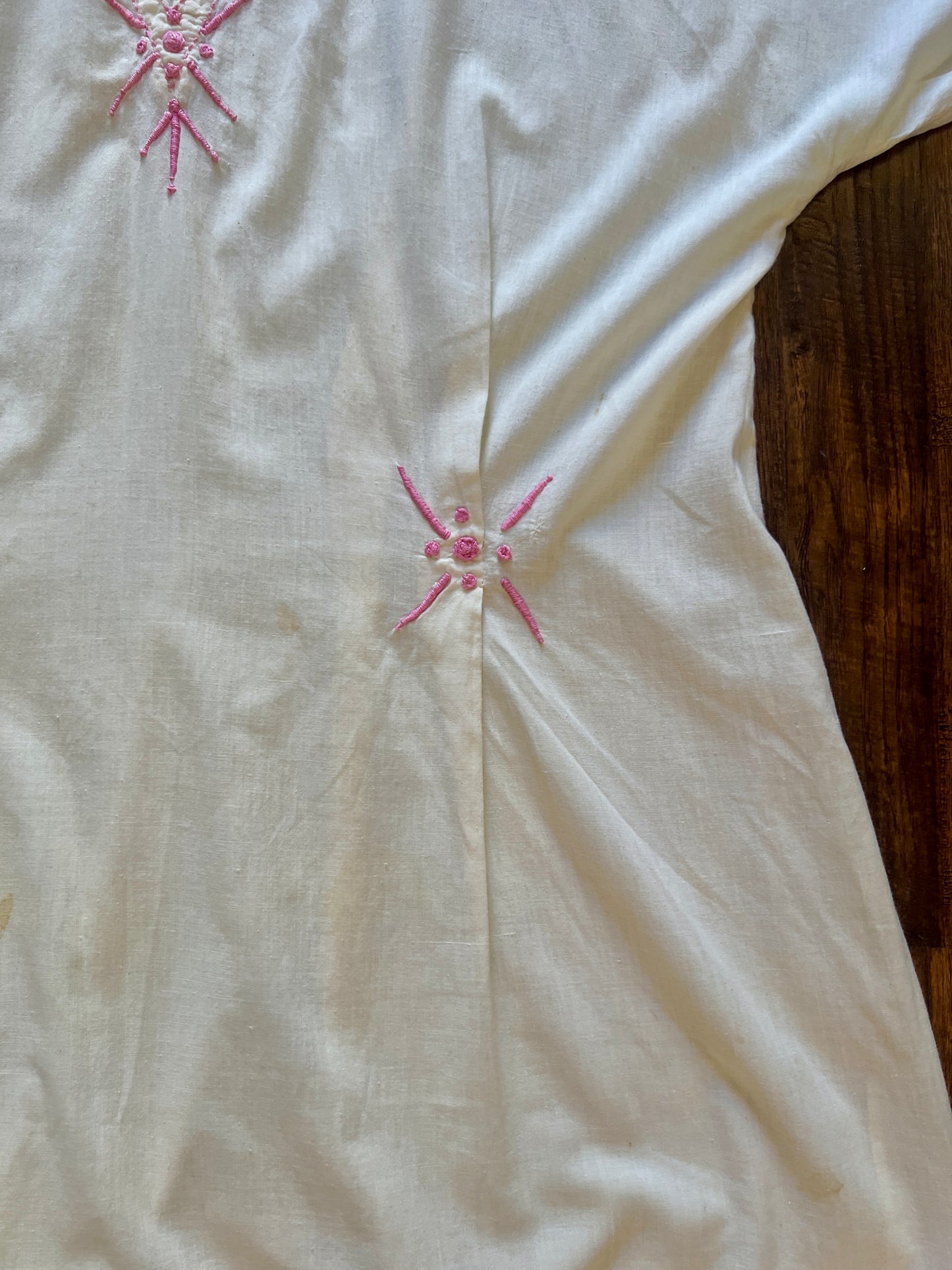 Vintage Handmade Cotton Linen Caftan - Pink Embroidered Boho Tunic Dress - Medium