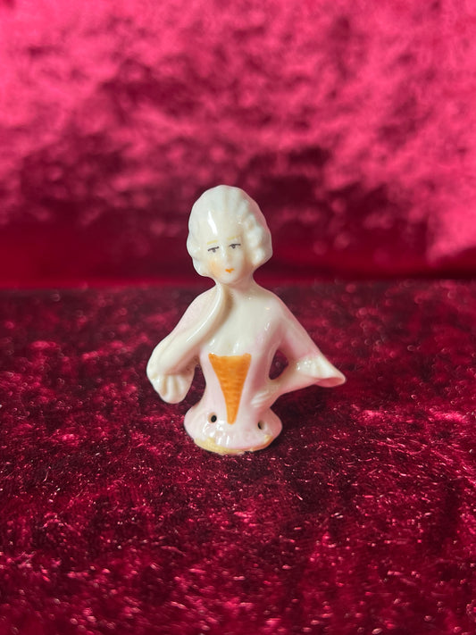 Vintage Figurine - Porcelain Miniature - French Rococo Noble Lady
