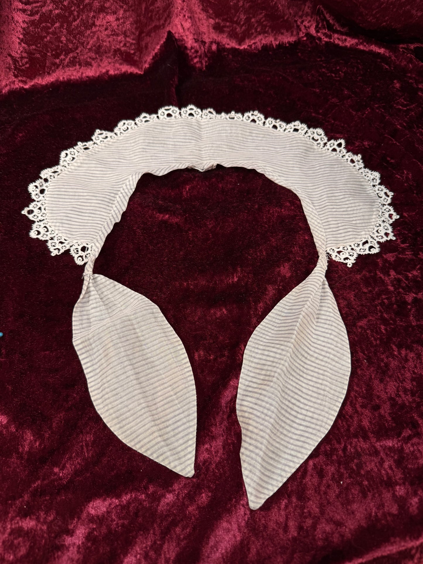 Vintage Emily Wethers Collar Scarf – Striped Lace Trim Tie Front
