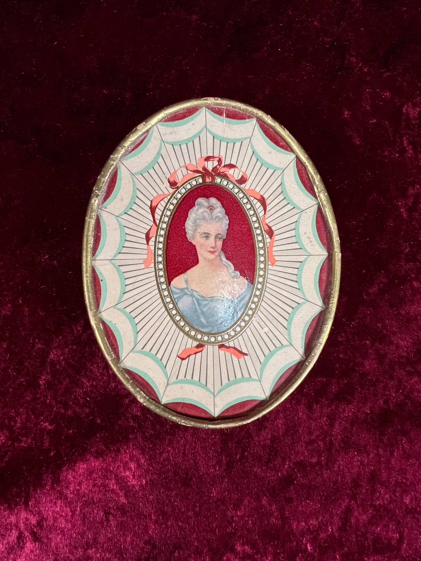 Vintage Richard Hudnut Du Barry Face Powder Box – Special Rachel Cameo Portrait
