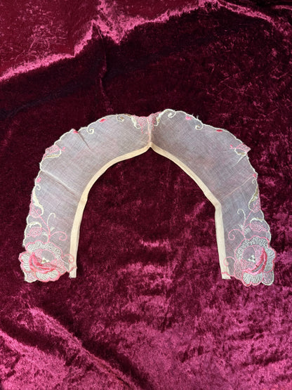 Vintage Sheer Lace Collar – Pink Embroidered Floral Pointed Overlay