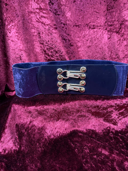 Vintage Accessories - Wide Band Stretch Waist Belt - Royal Purple with Front Hook Closure - Small / Medium