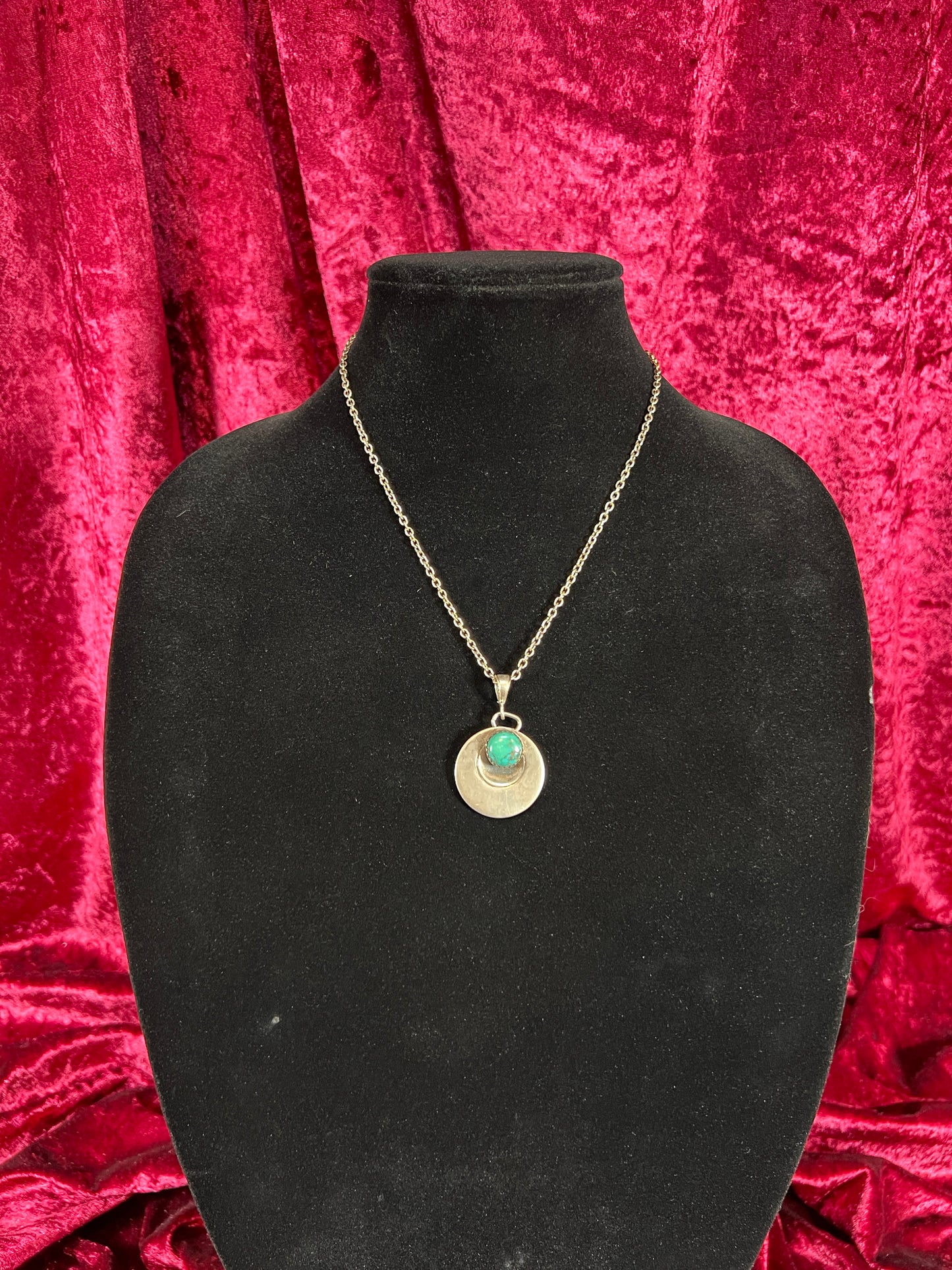 Vintage Jewelry - Necklace - 925 Silver Turquoise Saucer Pendant - 18”