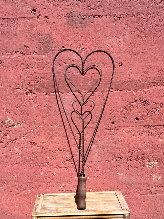 Vintage Wire Blanket Beater – Triple Heart Primitive Design