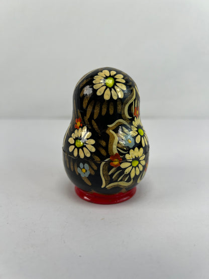 Vintage Trinkets - Russian Matryoshka Nesting Dolls - Black & Gold - Unsigned