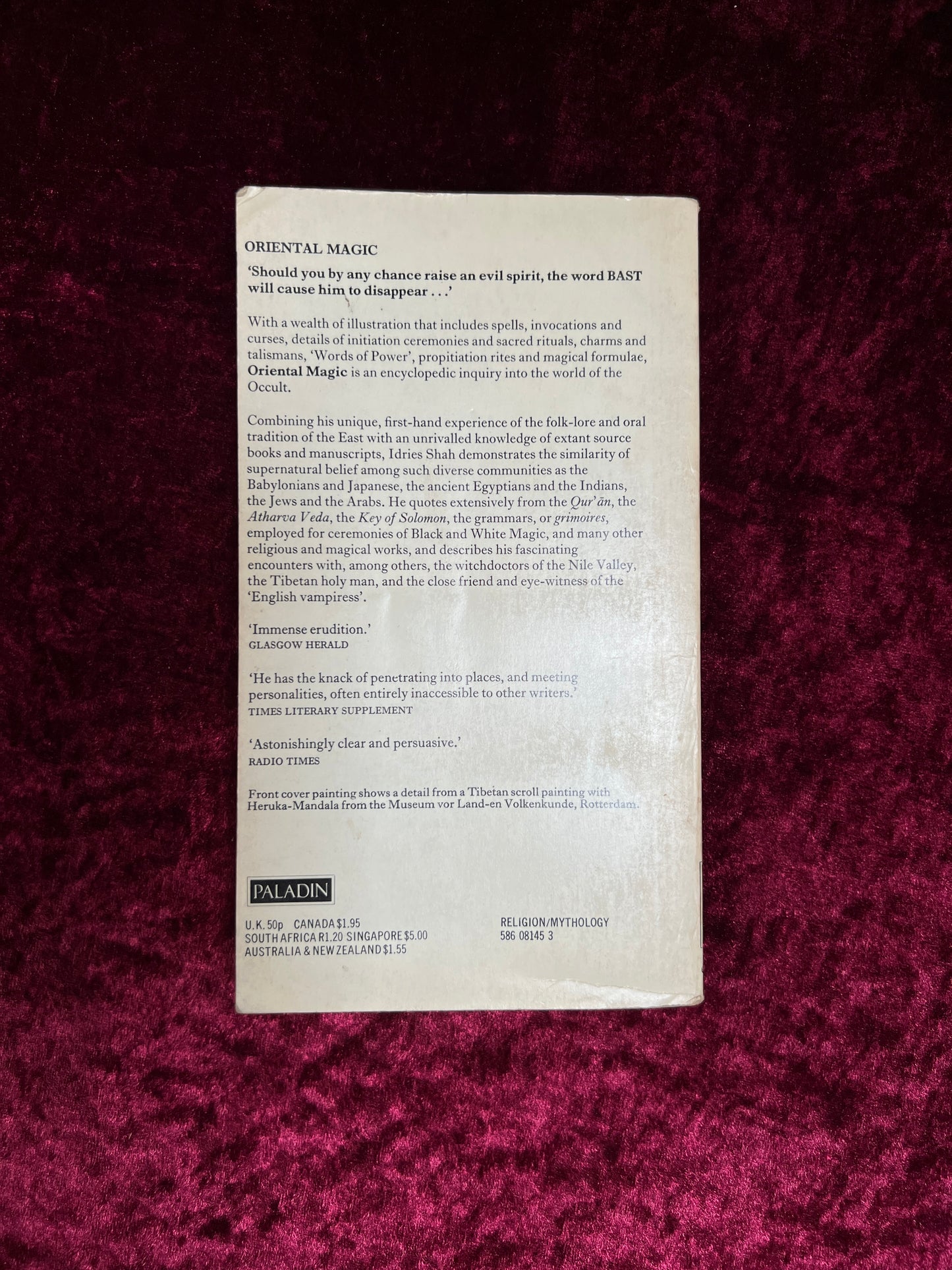 Vintage Paperback Book - Oriental Magic - Indries Shah  - Paladin 1973