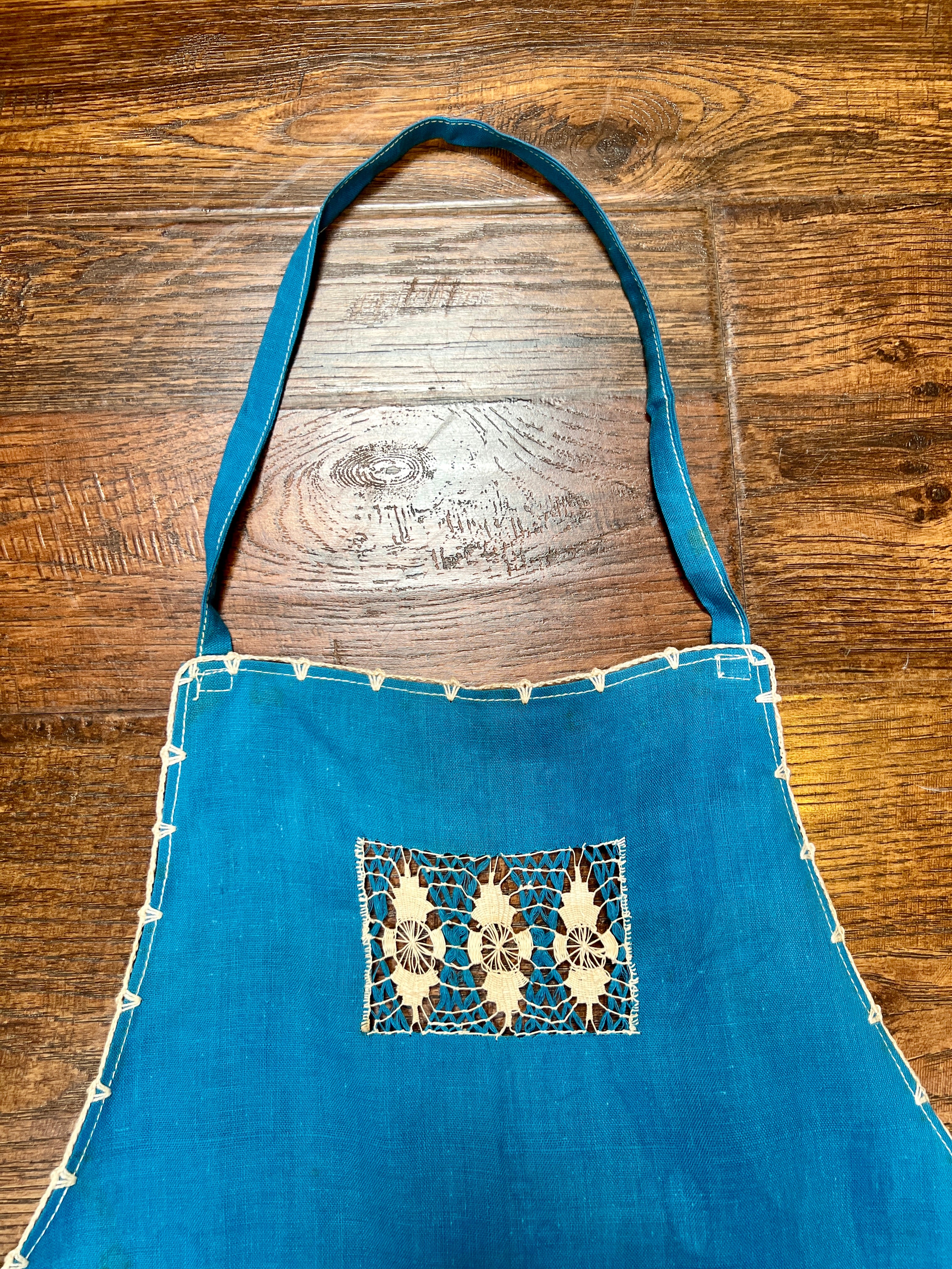 Vintage Fashion & Accessories | Timeless Pieces at The Cat Vintage