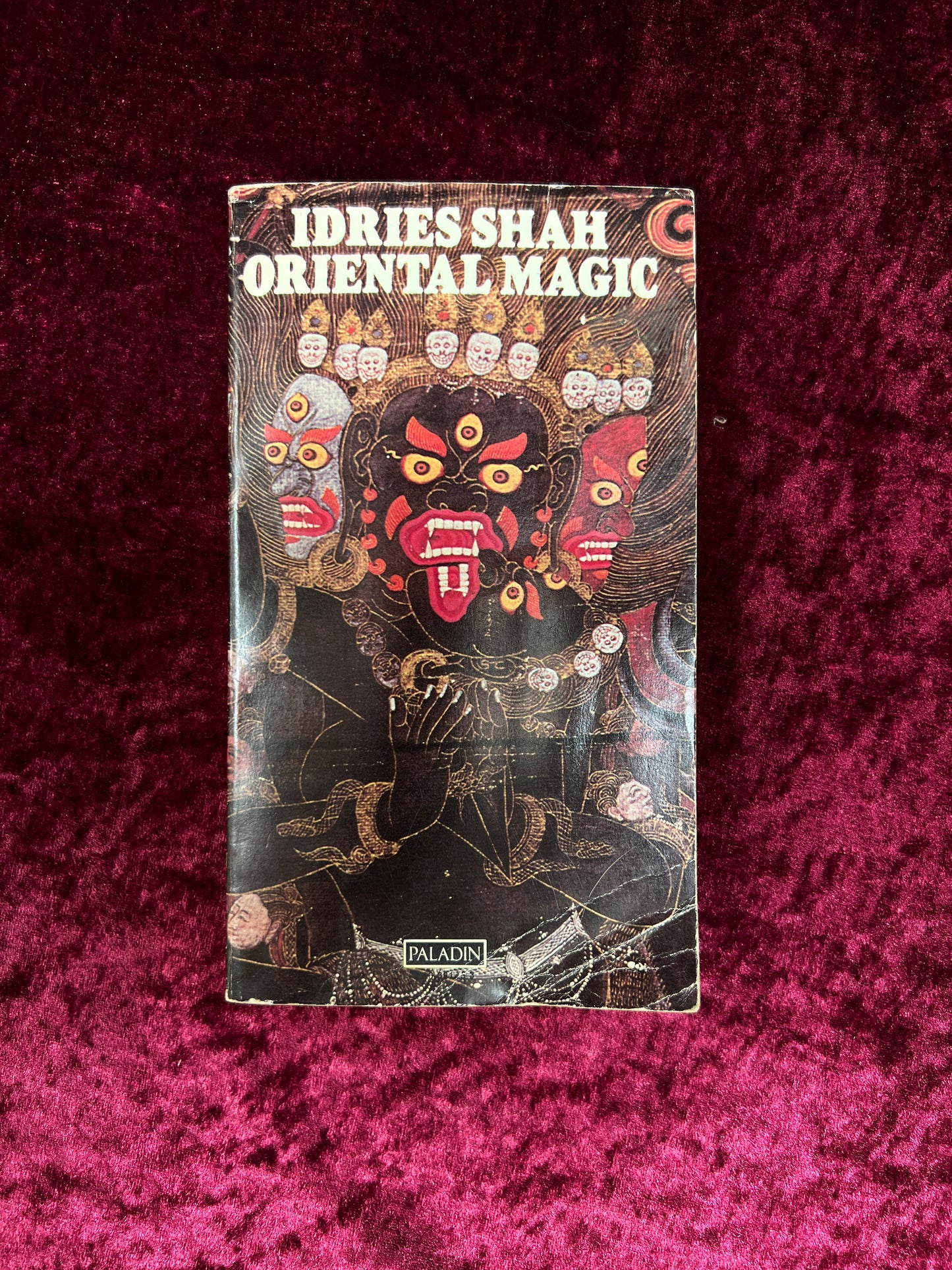 Vintage Paperback Book - Oriental Magic - Indries Shah  - Paladin 1973
