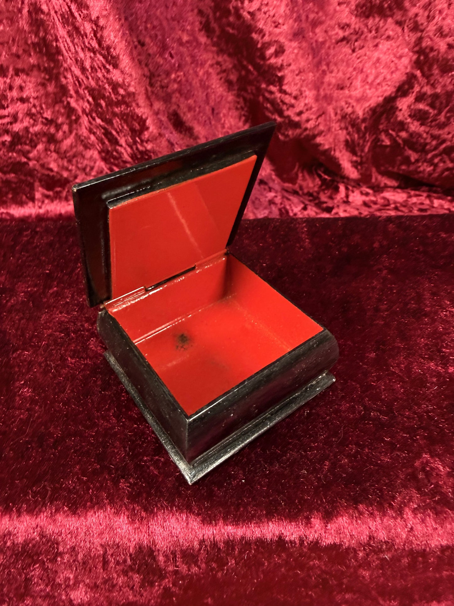 Vintage Lacquer Trinket Box with Hinged Lid – Man and Fish Fairytale Scene - Russian Kholui
