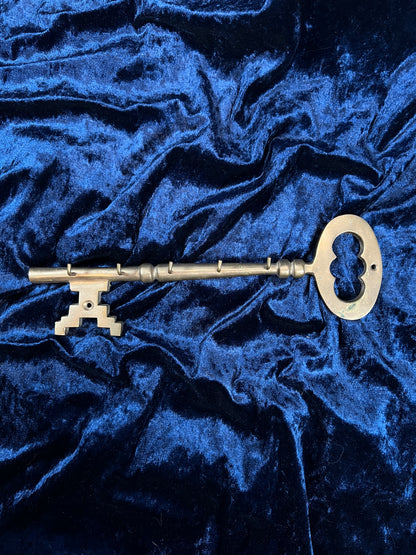 Vintage Brass Key Holder - Oversized Skeleton Key Five Hook Wall Rack