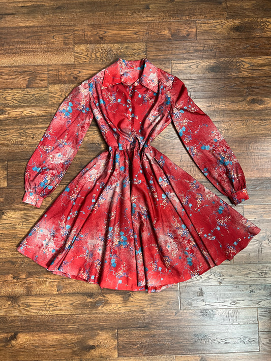 Vintage Clothing - Long Sleeve Fit and Flare Shirt Dress - Mid Century Floral Pattern on Red - Medium