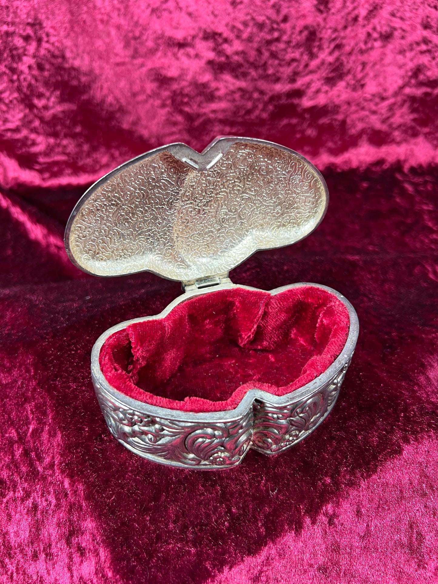 Vintage Jewelry Box - Antique Silver Patina - Double Hearts with Floral Filigree - Red Velvet Lining