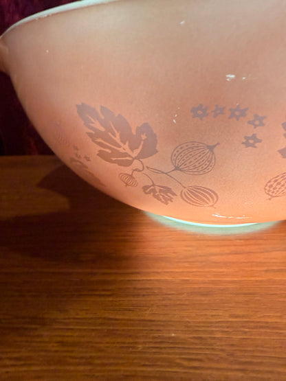 Vintage Kitchen - Large Cinderella Pyrex Bowl - Gooseberry Pattern
