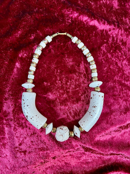 Vintage Jewelry - Chunky Costume Necklace - Faux Pebbled Rocks - 16"