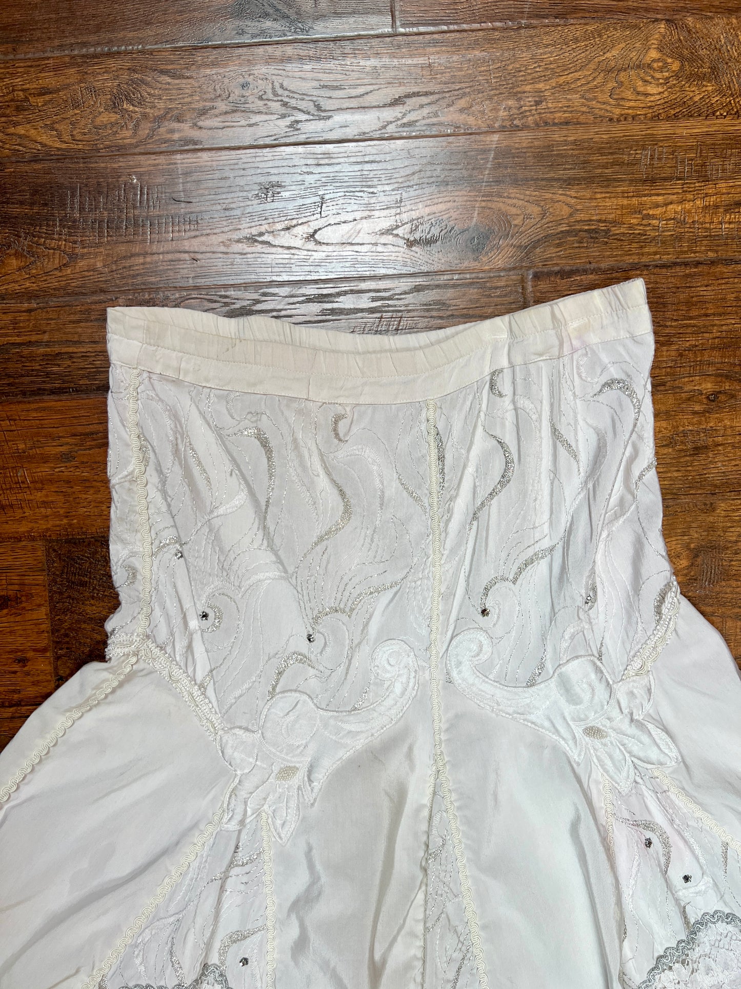 Vintage Romantic Bridal Cotton Lace Flare Midi Skirt - Embroidered Panels - Modelle