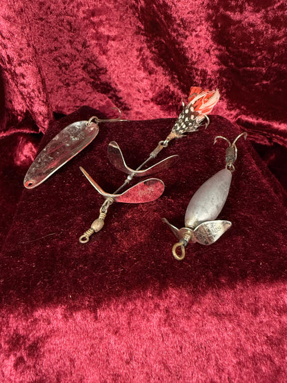 Vintage Metal Fishing Lure Lot - Pflueger & South Bend Spinner Baits