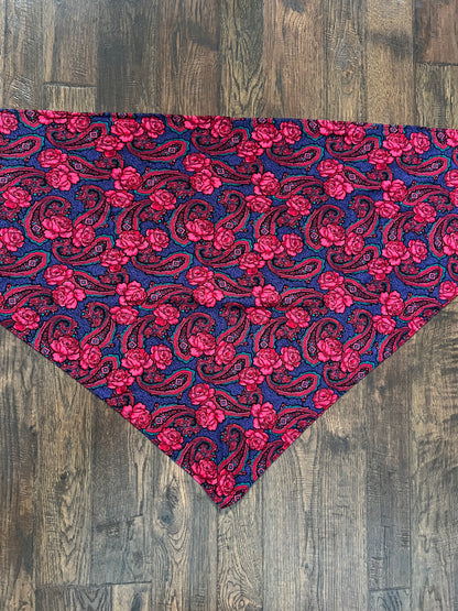 Vintage Floral Paisley Triangle Scarf - Pink and Purple Paisley Rose Shoulder Wrap