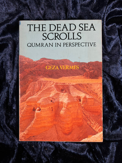 Vintage 1985 Dead Sea Scrolls Book – Qumran in Perspective by Geza Vermes