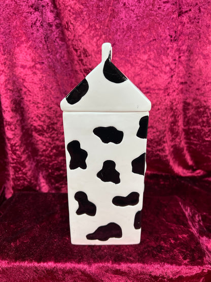 Vintage Ceramic Cookie Jar – Cow Print Milk Carton Design