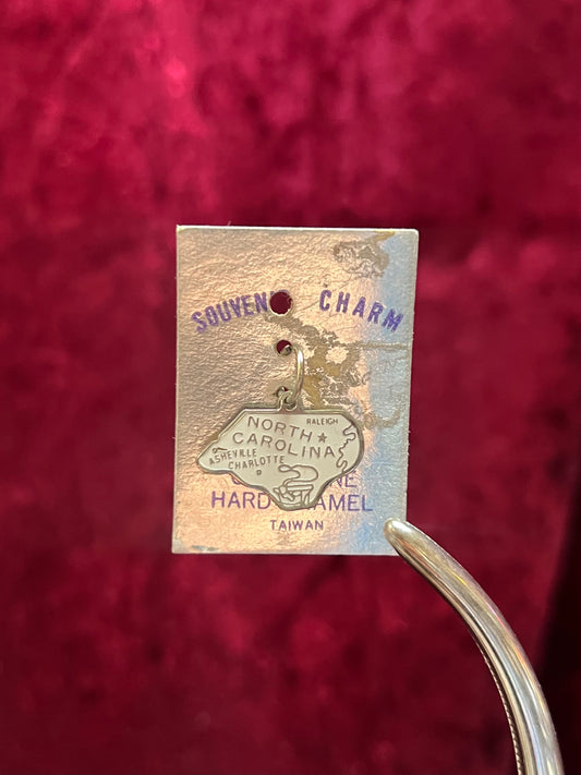 Vintage Jewelry - State Souvenir Pendant / Charm - North Carolina - Cloisonné