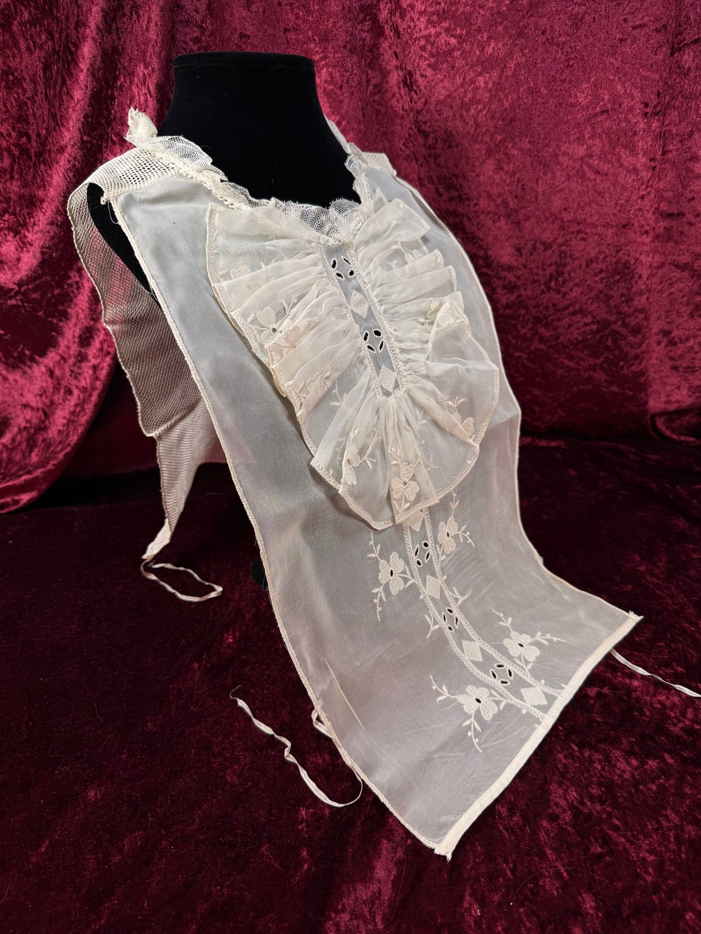 Vintage Hand Embroidered Lace Collar – Victorian Style Ruffled Bib Overlay