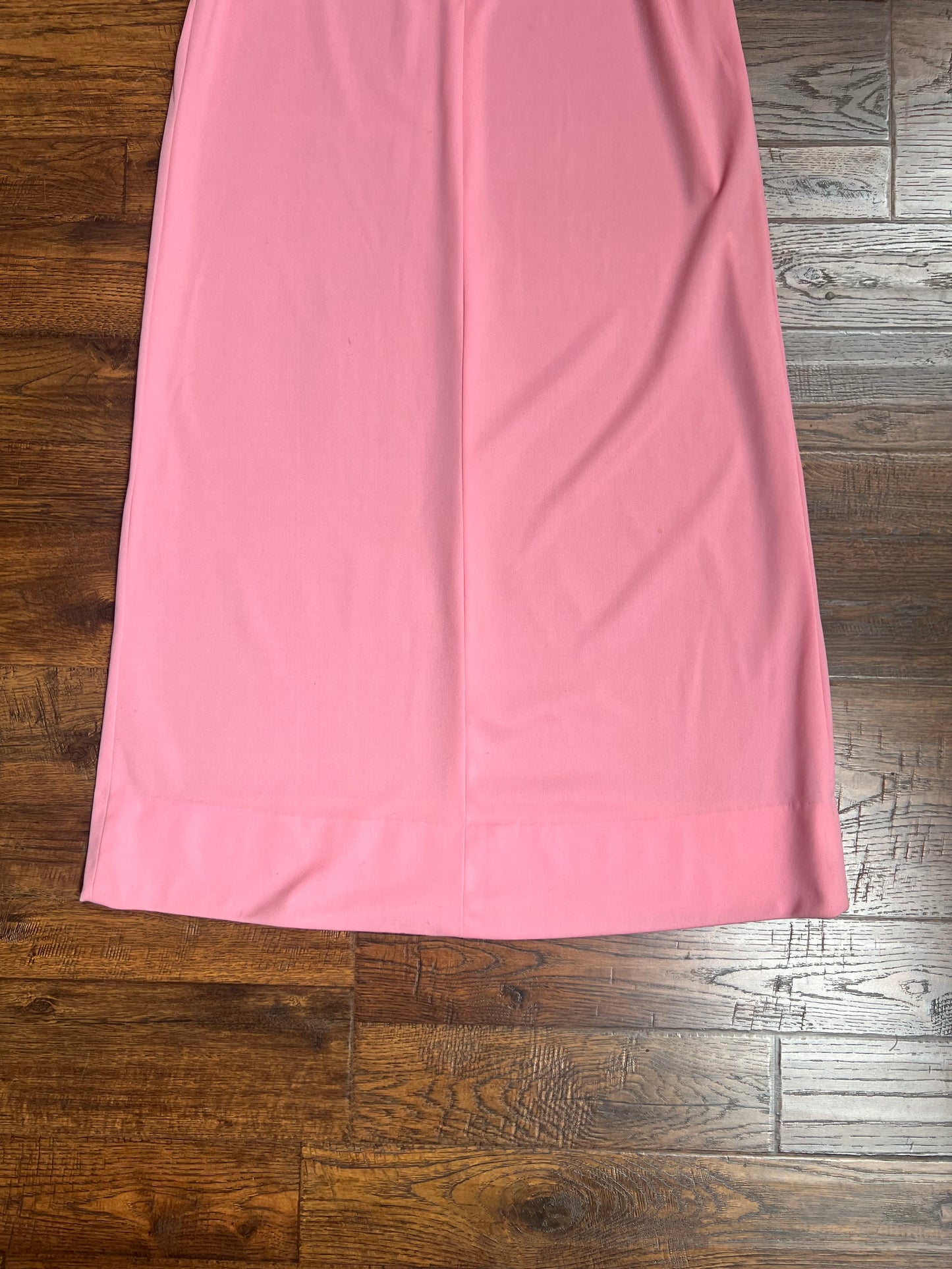 Vintage Clothing - Long V-Neck Empire Waist Dress - Ruffled Collar - Candy Pink - Editions - Small