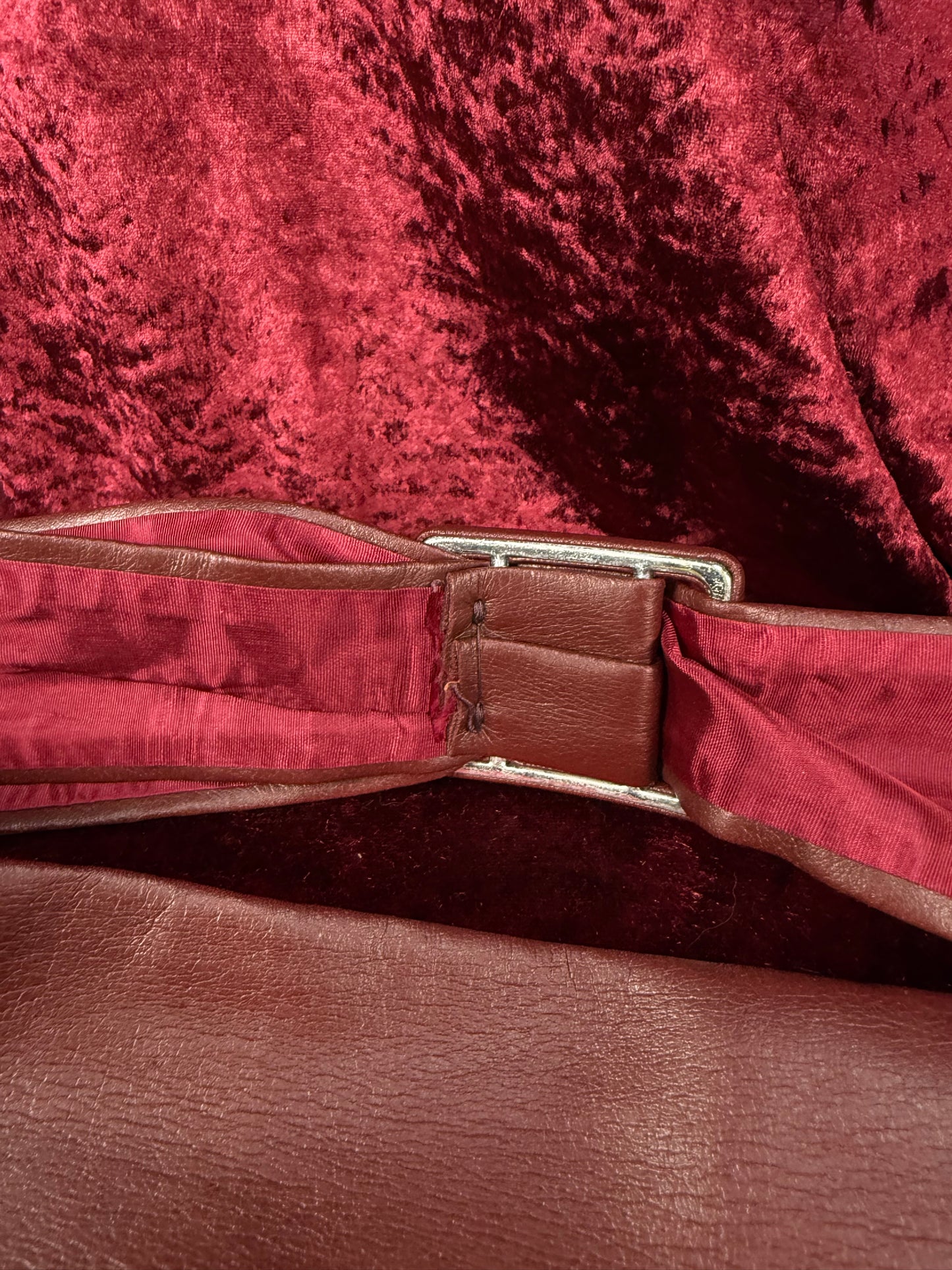 Vintage Accessories - Faux Leather Waist Belt - Burgundy - Medium - Garay