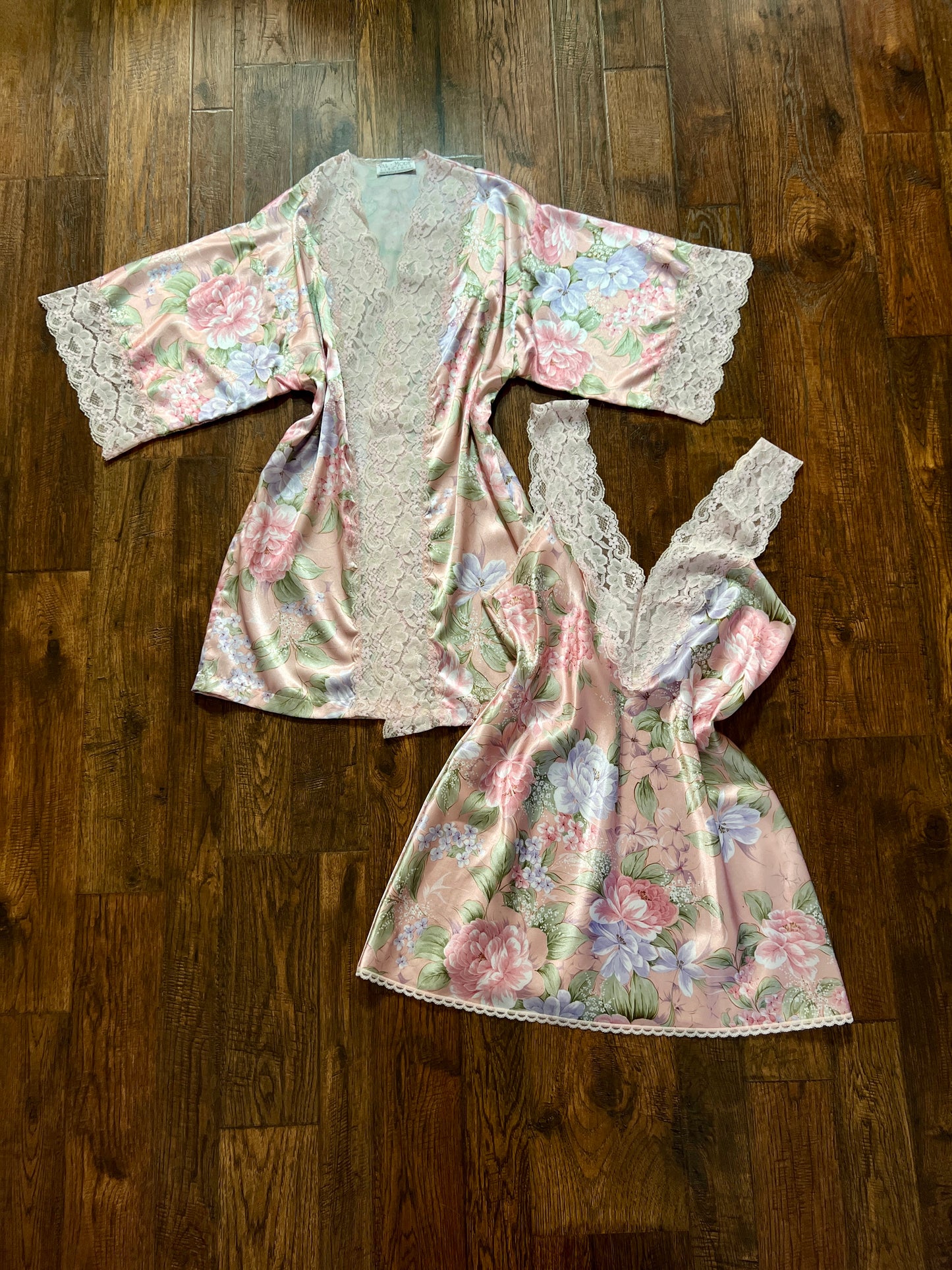 Vintage Silky Nightgown and Robe Lingerie Set - Pink Floral Print Peignoir Ensemble - Val Mode