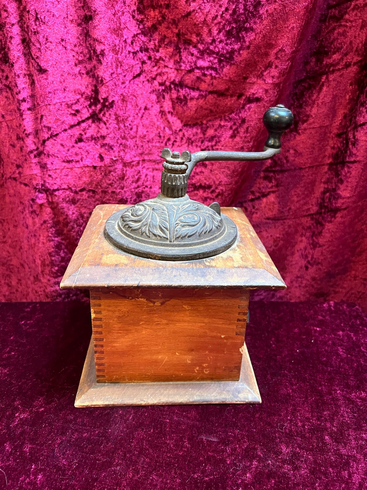 Vintage Kitchen - Antique Coffee Grinder Mill - Primitive Arcade Manufacturing