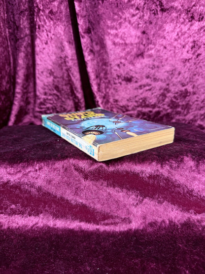 Vintage The Million Year Hunt by Kenneth Bulmer Ace Double Paperback with Ships to the Stars by Fritz Leiber First Edition