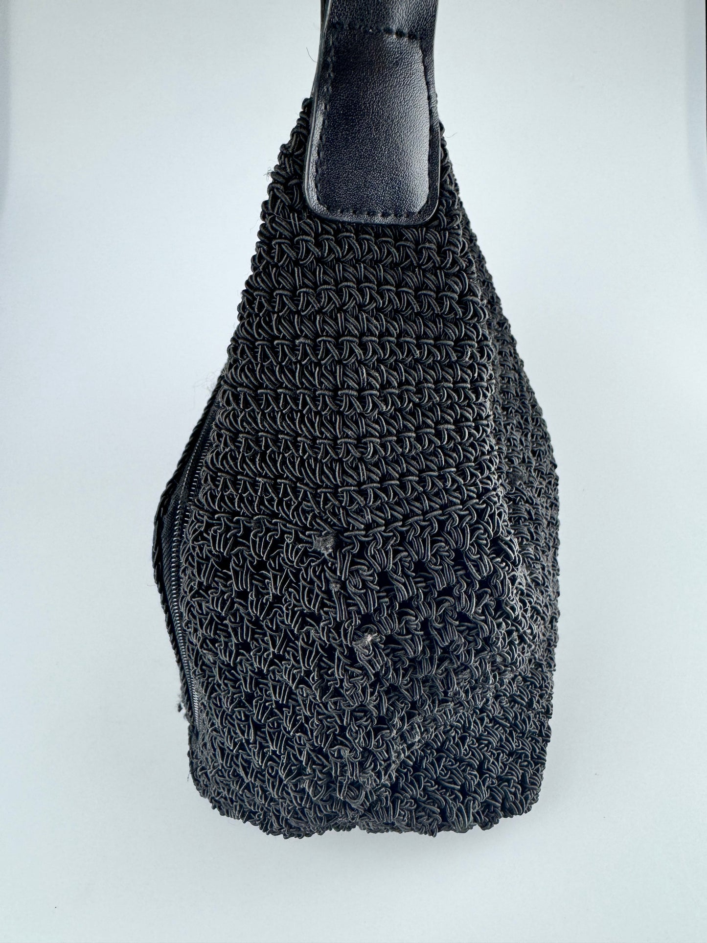 Vintage Purse - y2k Woven Black Bindle Bag - Zippered Top