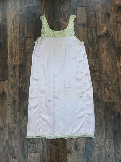 Vintage 1940s Pink Shift Nightgown - Sleeveless Lace Trim Slip Dress - Medium