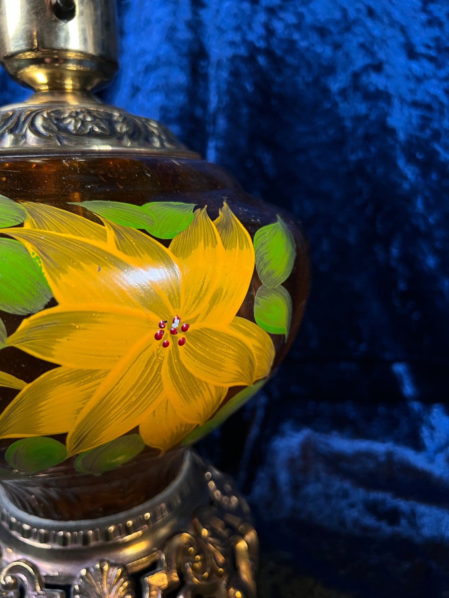 Vintage Amber Glass Parlor Lamp – Hand Painted Yellow Flowers Double Globe Hurricane Style