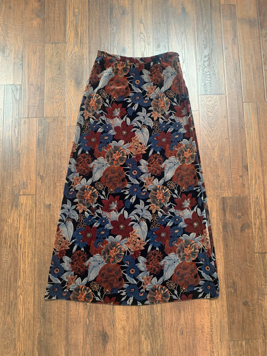 Vintage Clothing - Long Velour Skirt - Romantic Winter Florals - Small