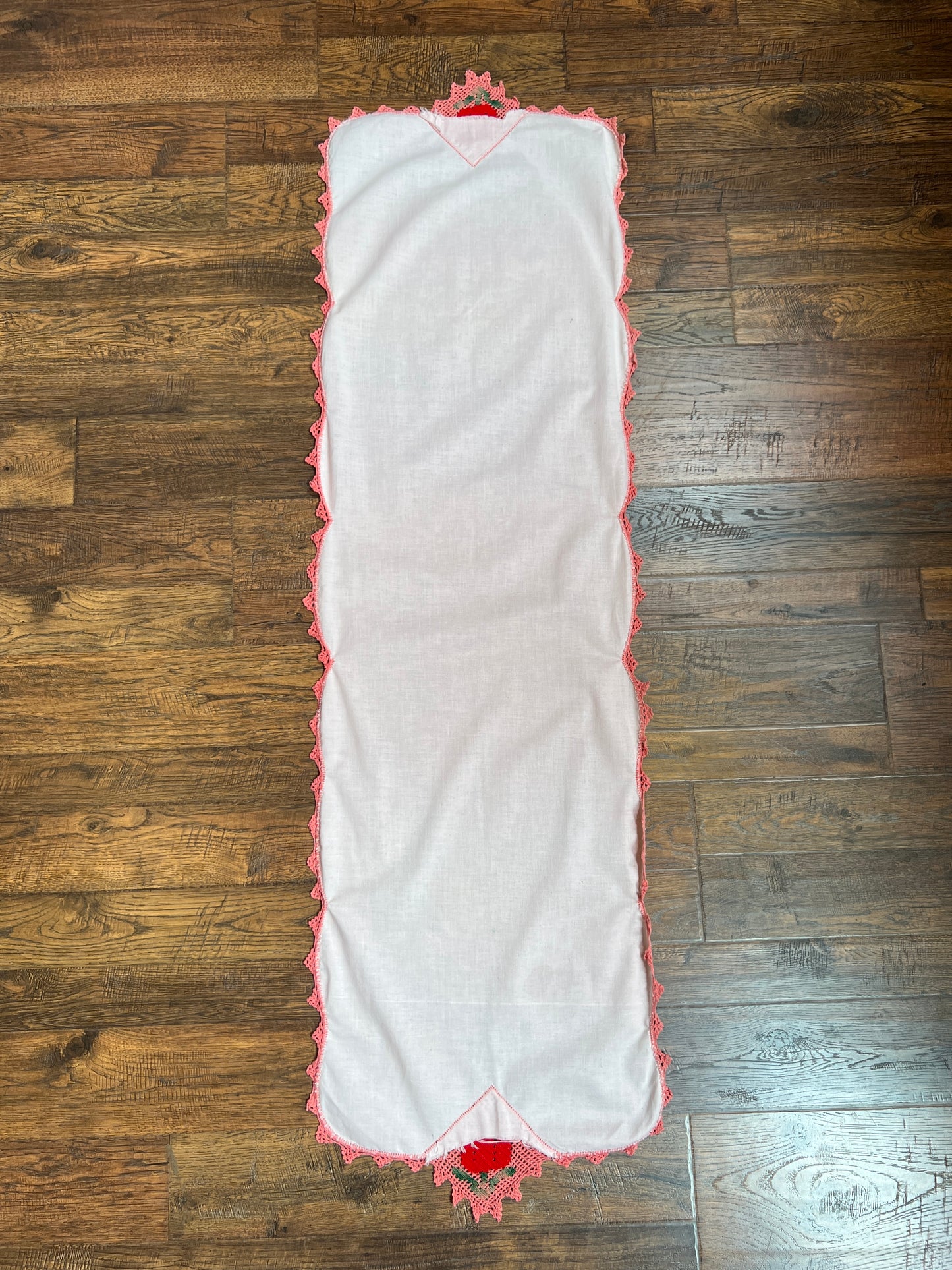 Vintage Linens - Table Runner with Lace Trim - Pink with Red Rose