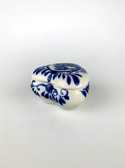 Vintage Royal Delft Porcelain Hand Painted Heart Shaped Trinket Box - Delfts Blue - Made In Holland