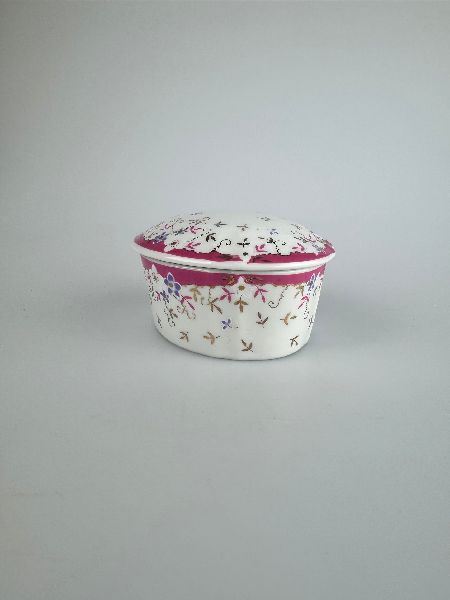 Vintage Oval Floral Trinket Box with Lid