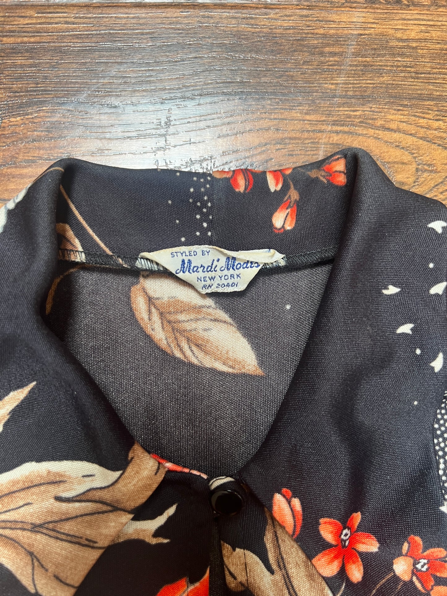 Vintage Clothing - 1970s Polyester Tie-Neck Blouse - Pink Flowers - Mardi Modes New York - Medium