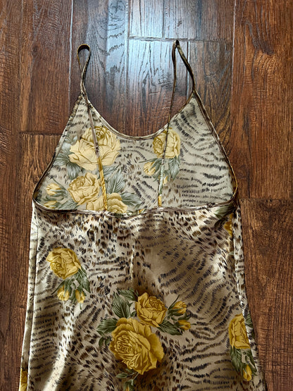 Vintage Robe and Nightgown Nightwear Set - Animal and Yellow Rose Print - Night Essence